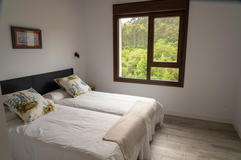 Bedroom 2, La Mina de Vega, Asturias