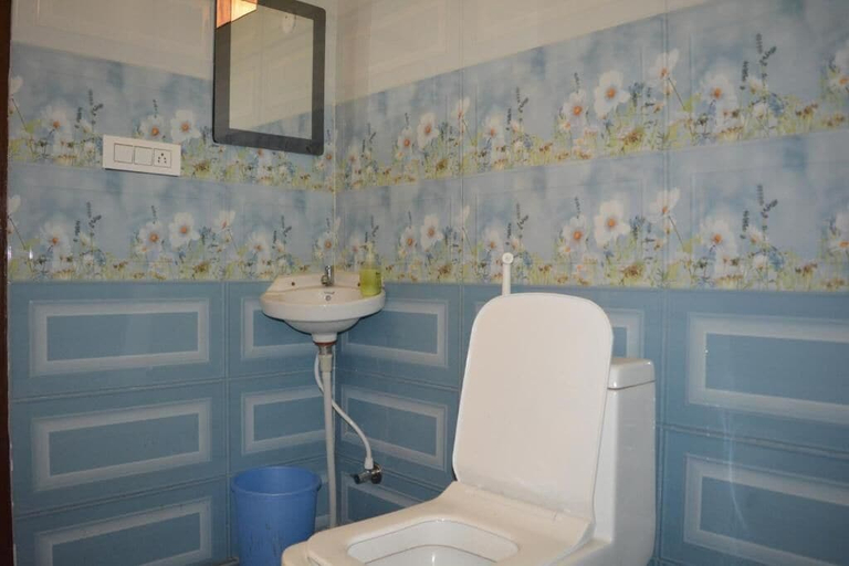 Bathroom 4, Hotel SSB Trees Of Heaven, Dehradun