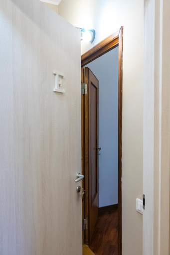Others 5, B&B LA VILLA, Pavia