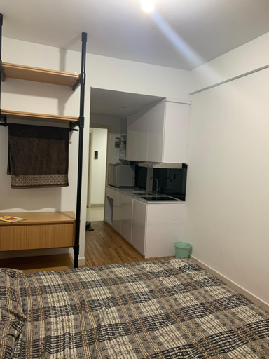 Bedroom 5, Prank, Bekasi