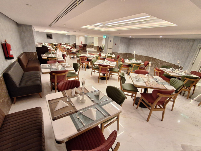 Food & Drinks 4, Maden Taiba Hotel, Al Madinah Al Munawwarah