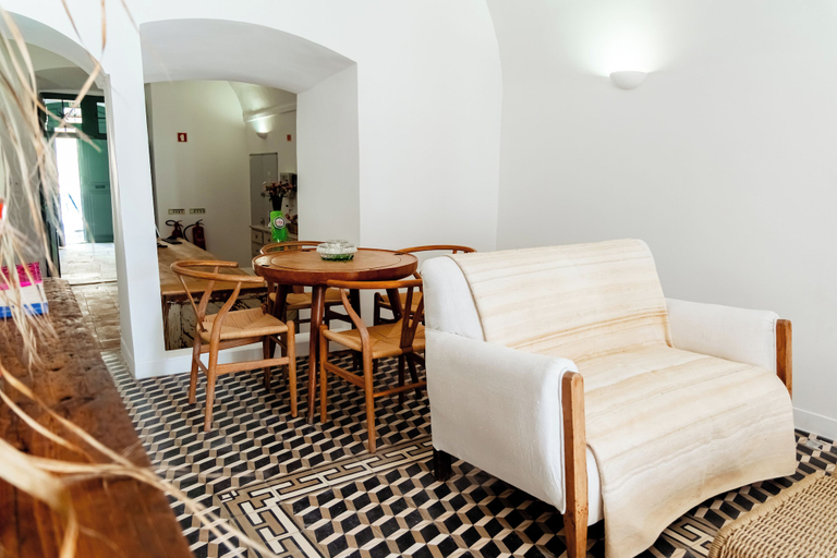 Bedroom 3, Amada Moura, Moura