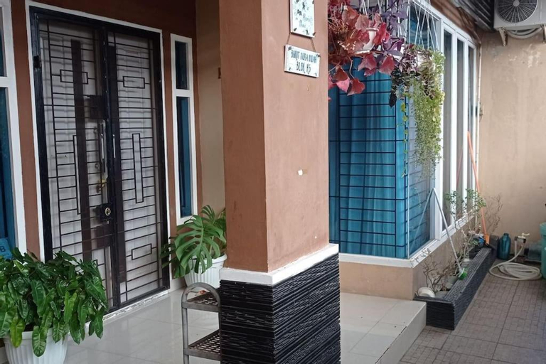 Exterior & Views 1, Cheerfull residential home - Dillair Home Stay, Palembang