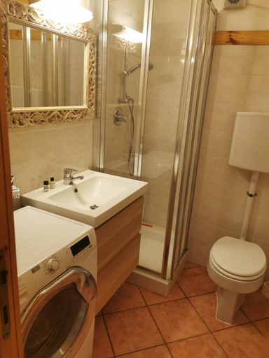 Bathroom 2, Val di Sole Holidays, Trento