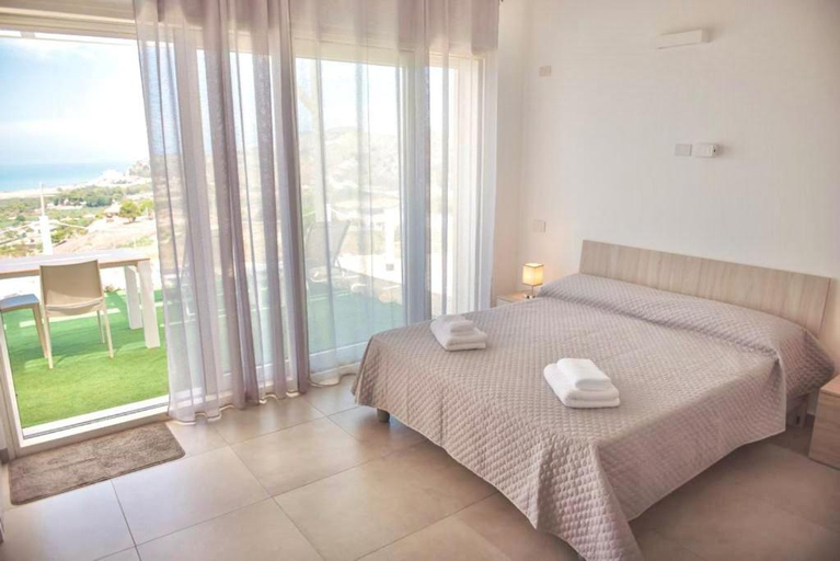 Others 2, Villa Quantum, Agrigento