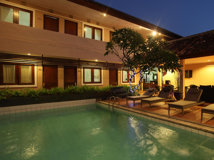 Swimming Pool 28