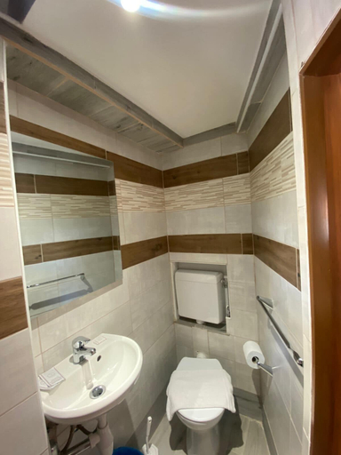 Bathroom 5, B&B Miramare Grottammare, Ascoli Piceno