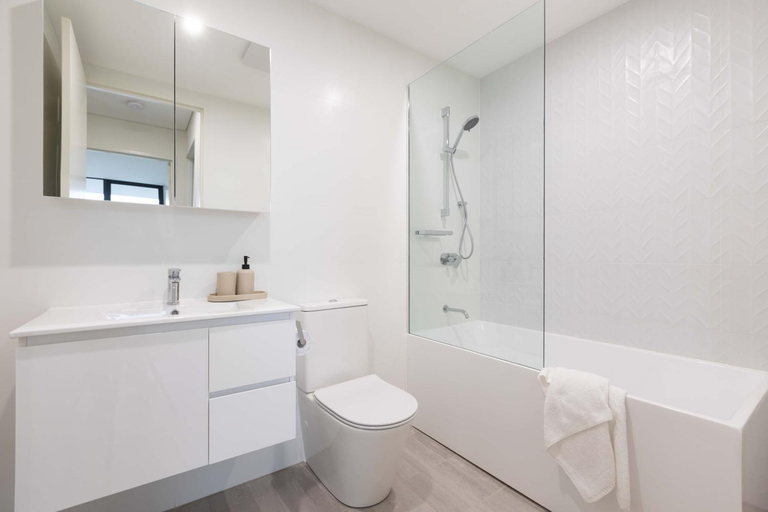 Bathroom 3, KULA Parramatta Free parking, Holroyd