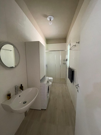 Bathroom 2, Villa BeaBella, Ragusa