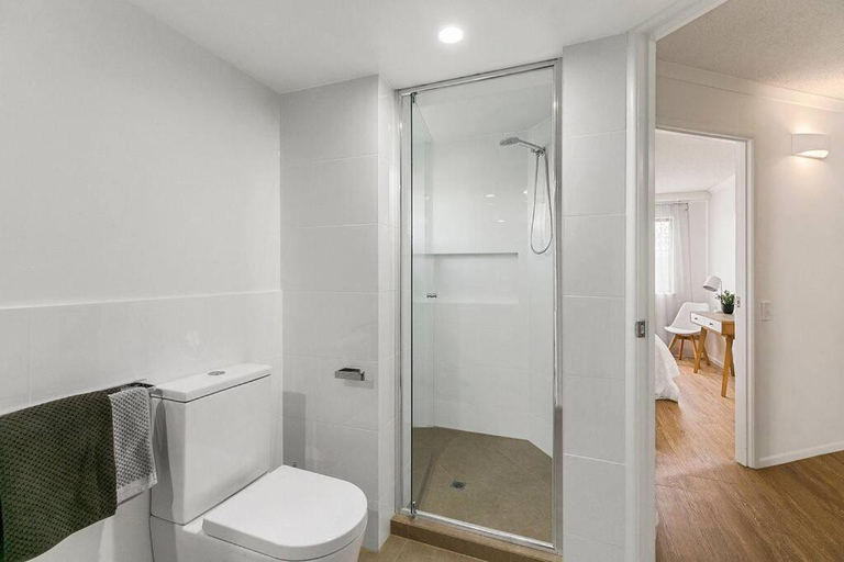 Bathroom 3, Gorgeous 1 Bedroom Unit in 4 Star Noosa Resort, Noosa - Tewantin