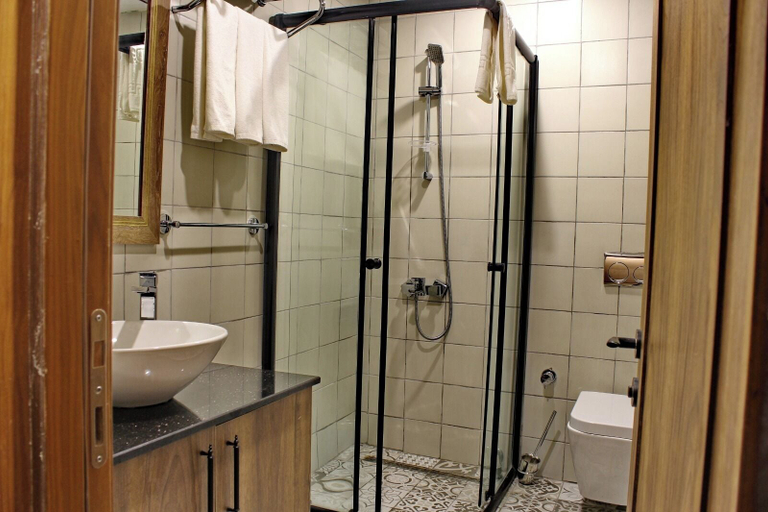 Bathroom 5, HH Babil Konagi, Kızıltepe