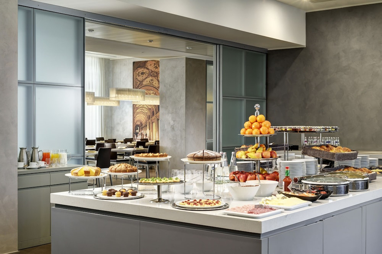 Food & Drinks 5, Unahotels San Vitale Bologna, Bologna
