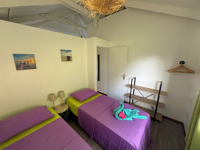 Bedroom 3, Moemiti