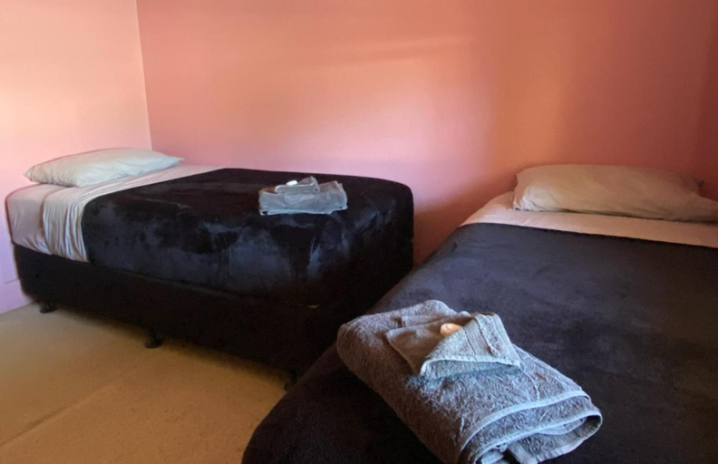 Bedroom, Walwa Hotel, Towong - Pt B