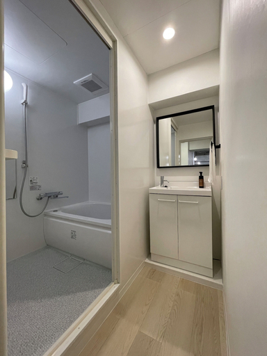 Bathroom 3, Dai3Himawari Building 504,704, Hiroshima