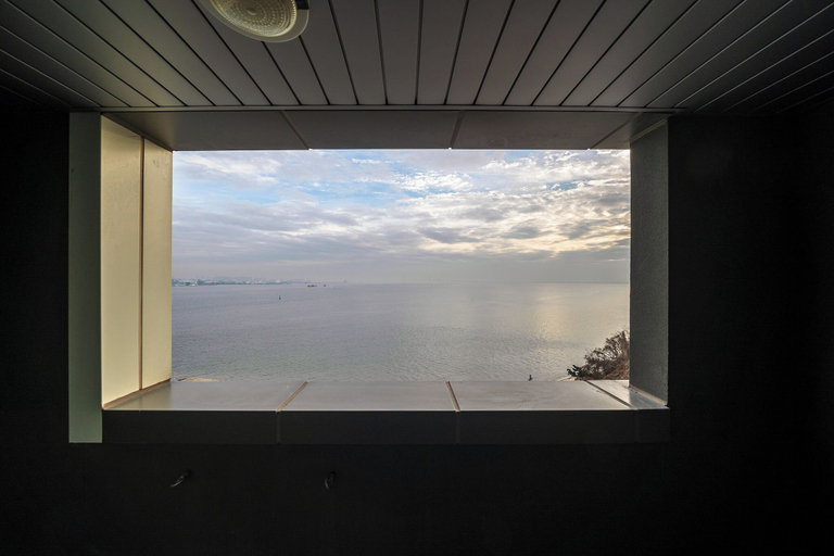 Others 5, sky & sea hotel, Jung