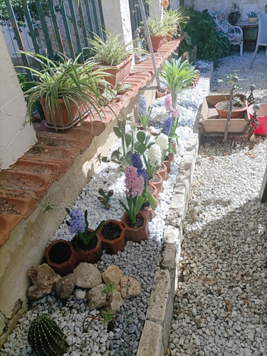 Others 4, La Casa In Pietra, Caltanissetta