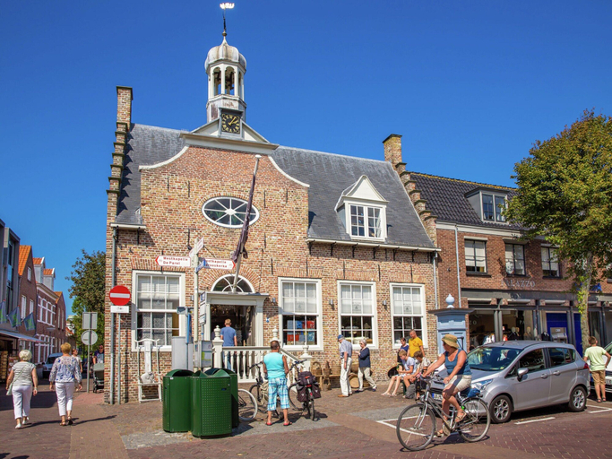 Others 4, Restyled Bungalow with Dishwasher near Cozy Domburg, Veere