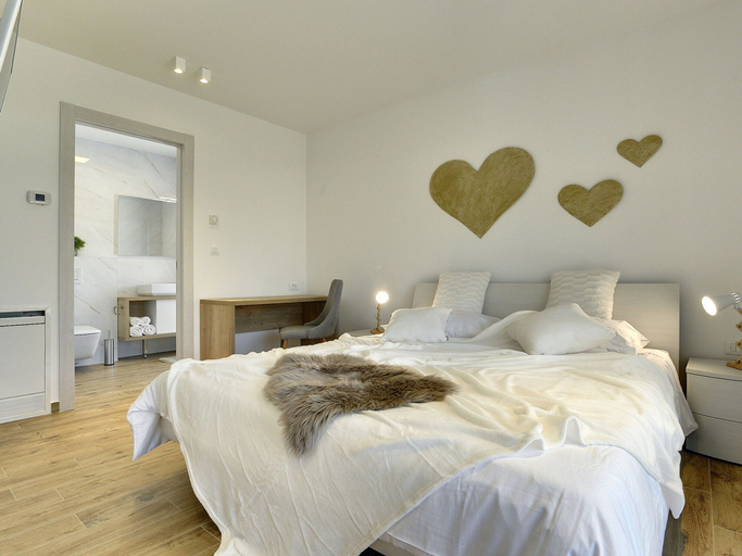 Bedroom 3, Comfortable, Stylish, Detached Villa With Garden, Private Pool, Near the Beach, Medulin