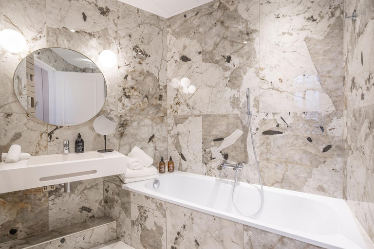 Bathroom 3, Yuna Saint-Germain-des-Pres - Serviced Apartments, Paris