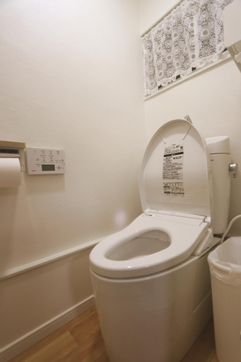 Bathroom 4