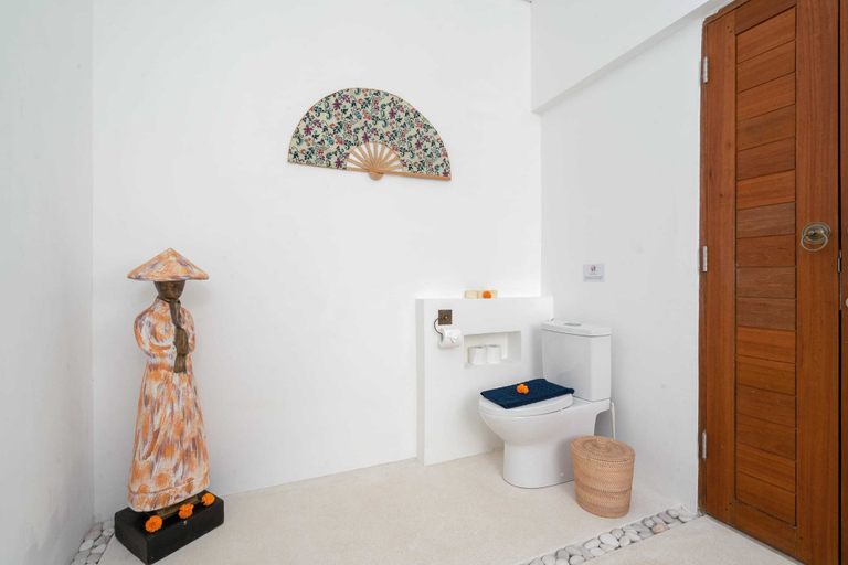 Bathroom 3, Villa Palikua, Tabanan