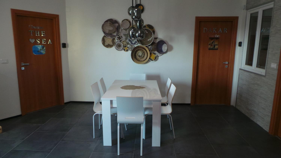 Others 2, Appartamento del Li-Lioni di Teranga, Sassari