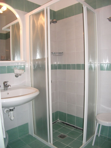 Bathroom 5, Royal, Venezia