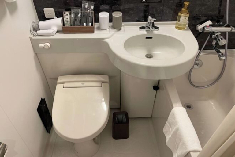 Bathroom 9