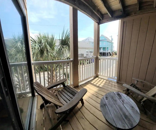 Exterior & Views 5, The Narrow Nest, New Hanover
