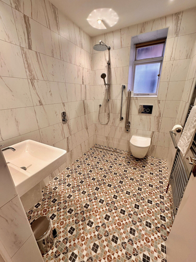 Bathroom 2, Hotel Coco, Suffolk