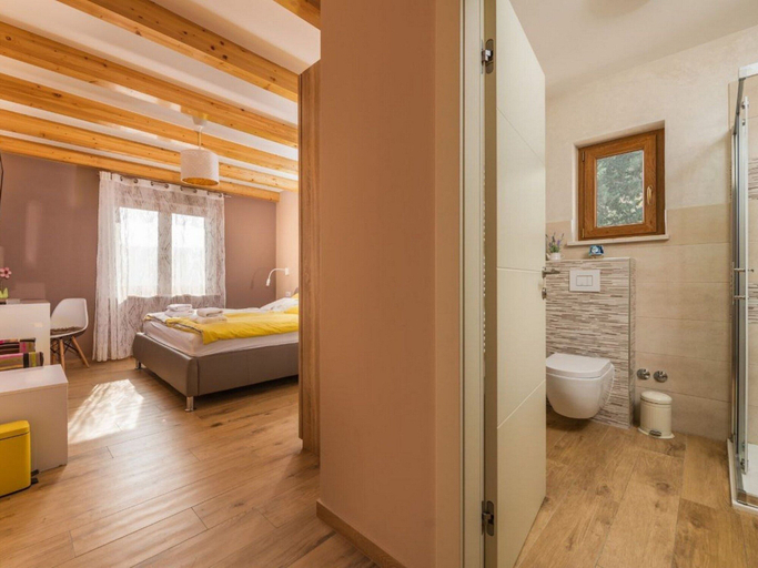 Bedroom 2, Villa with Sea Views, Hot Tub, & Roof Terrace, Marčana