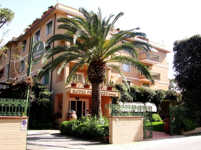 Hotel President, Lucca