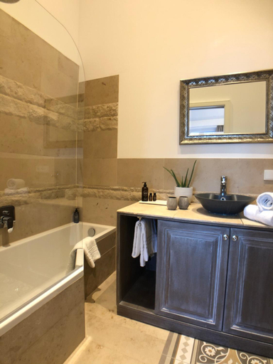 Bathroom 1, The Starnbergsee Hideaway, Weilheim-Schongau