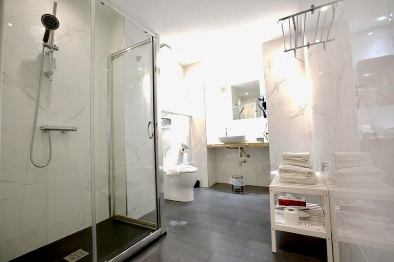 Bathroom 2, Hotel Palazzo Sa Pischedda, Oristano