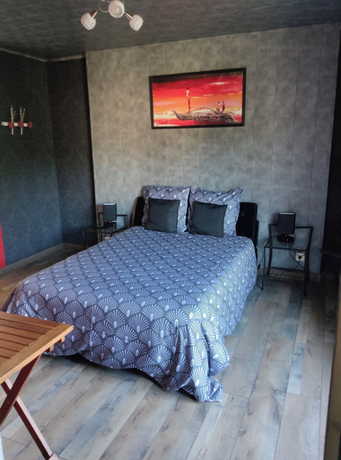 Bedroom, L' Amarante chambres d'hôtes, Aveyron
