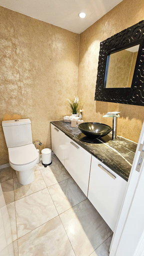 Bathroom 3, Beachfront Seaview Lux Penthouse, Larnaca