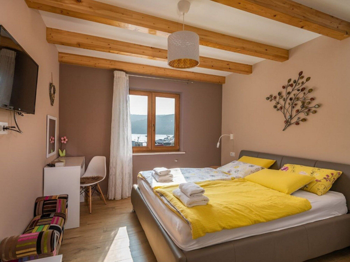 Bedroom 3, Villa with Sea Views, Hot Tub, & Roof Terrace, Marčana