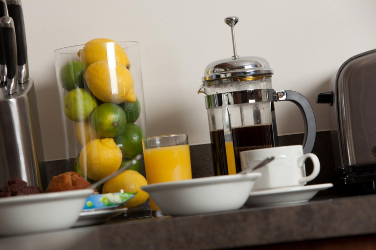 Food & Drinks 5, The Spires Serviced Apartments Birmingham, Birmingham