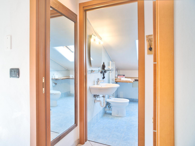 Bedroom 3, Charming Ligurian Riviera House, Savona