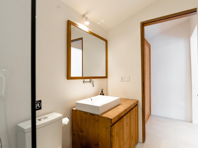 Bathroom 4, Berawa Village Canggu, Badung