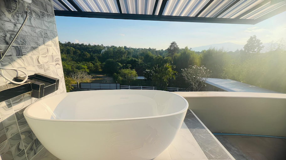 Bathroom 3, Le Best Pool Villa Chiangmai, San Sai