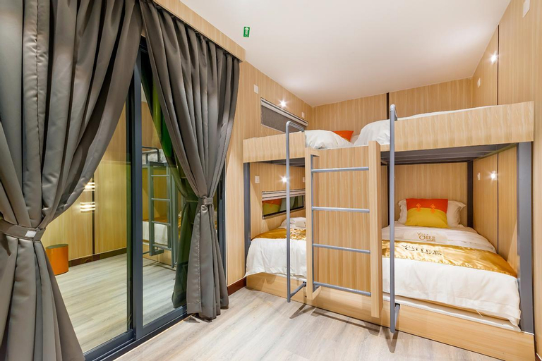 Bedroom 9