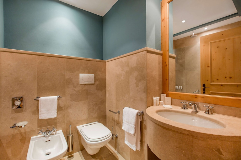 Bathroom 4, Radisson Residences Savoia Palace Cortina d’Ampezzo, Belluno