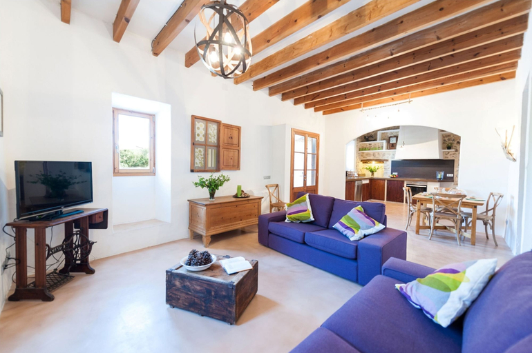Room 3, Son Vell in Manacor With 4 Bedrooms and 3 Bathrooms, Baleares