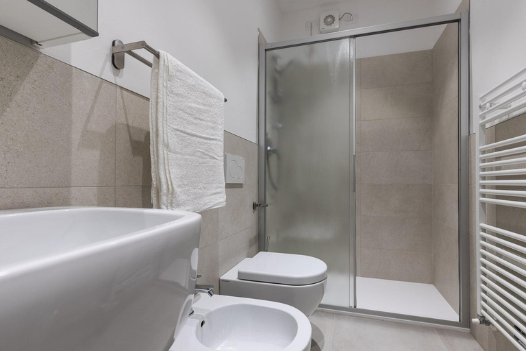 Others 5, Verona Suites, Verona