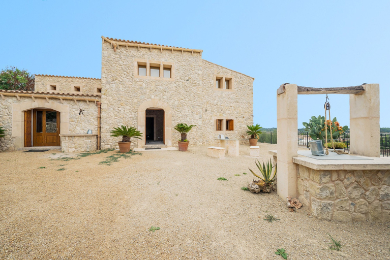 Room 4, Sa Serra in Lloret de Vistalegre, Baleares
