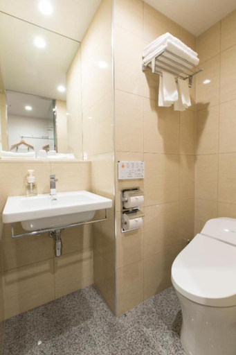Bathroom 4, Urban Hotel Kyoto Nijo Premium, Kyoto