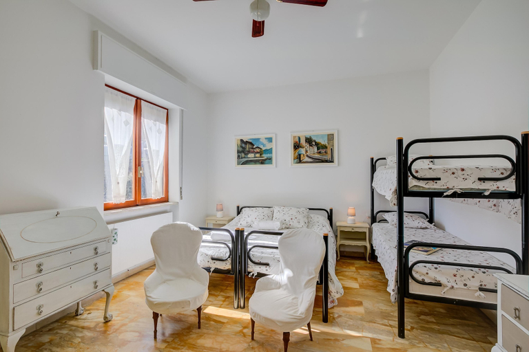 Room 2, Blooming Villa Cos in Belgirate, Novara