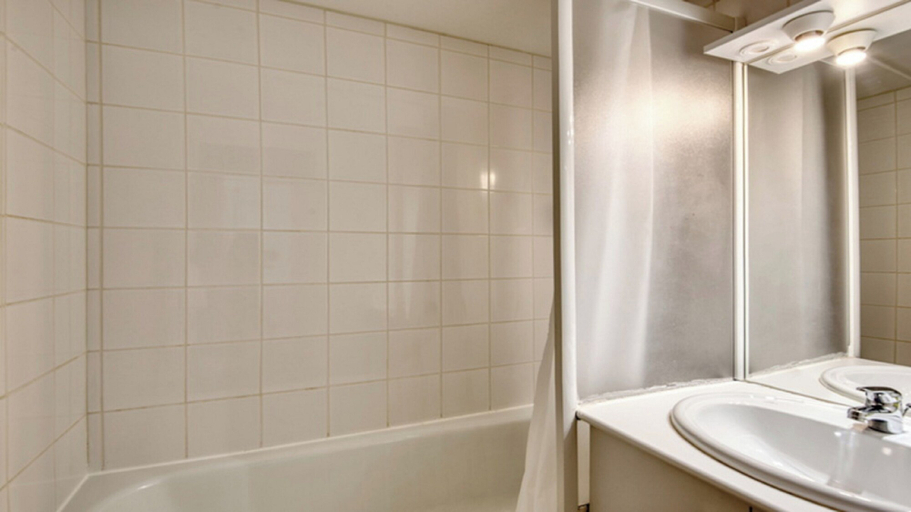 Bathroom 3, Vacancéole – Le Domaine du Bosquet, Corrèze